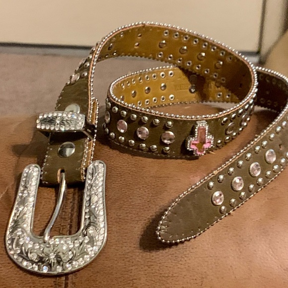 Nacona Other - Nacona Leather Pink & Clear Rhinestone Belt